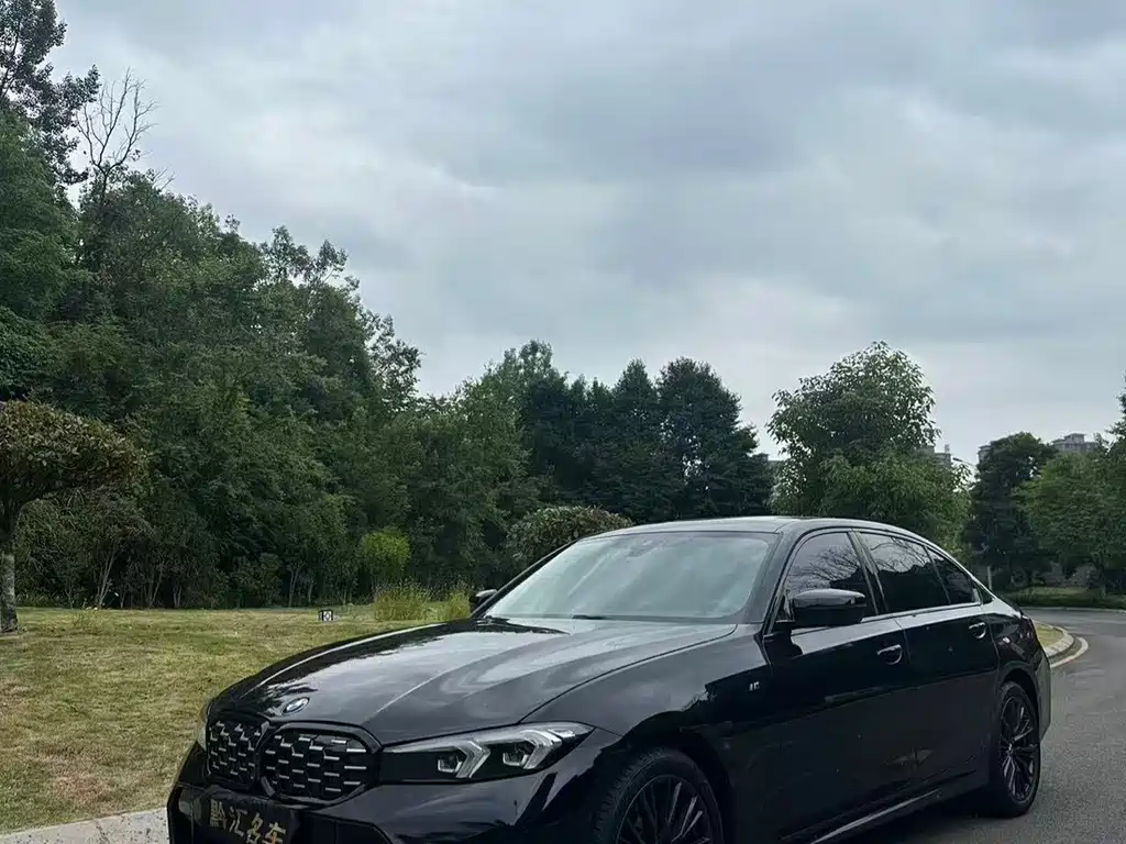 BMW 3 Series 2024