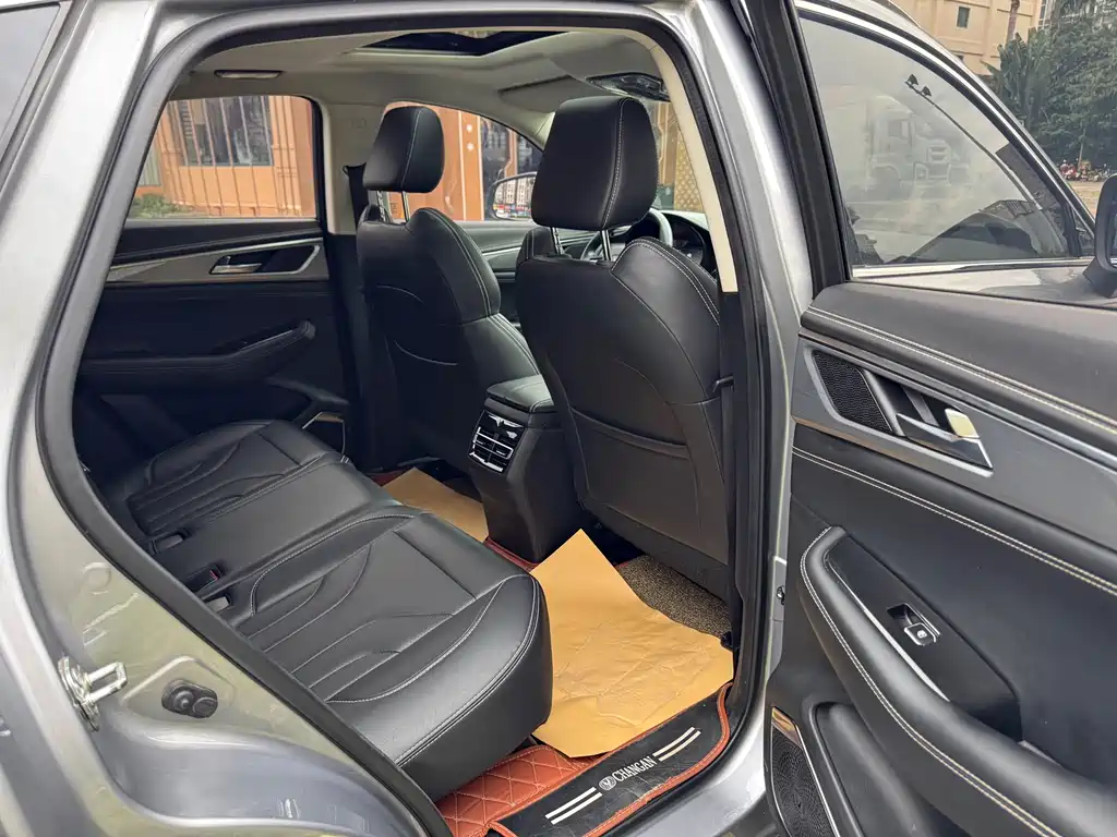 Changan CS85 COUPE 2020 — фото 13