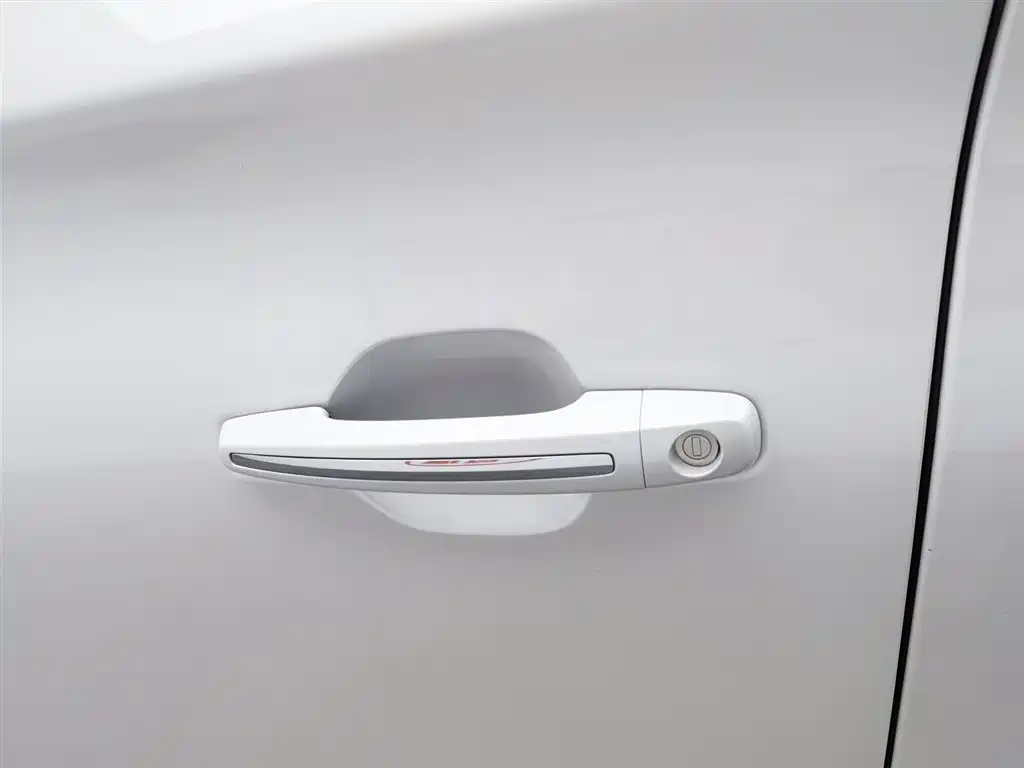 GAC Motor Trumpchi M8 2022 — фото 18
