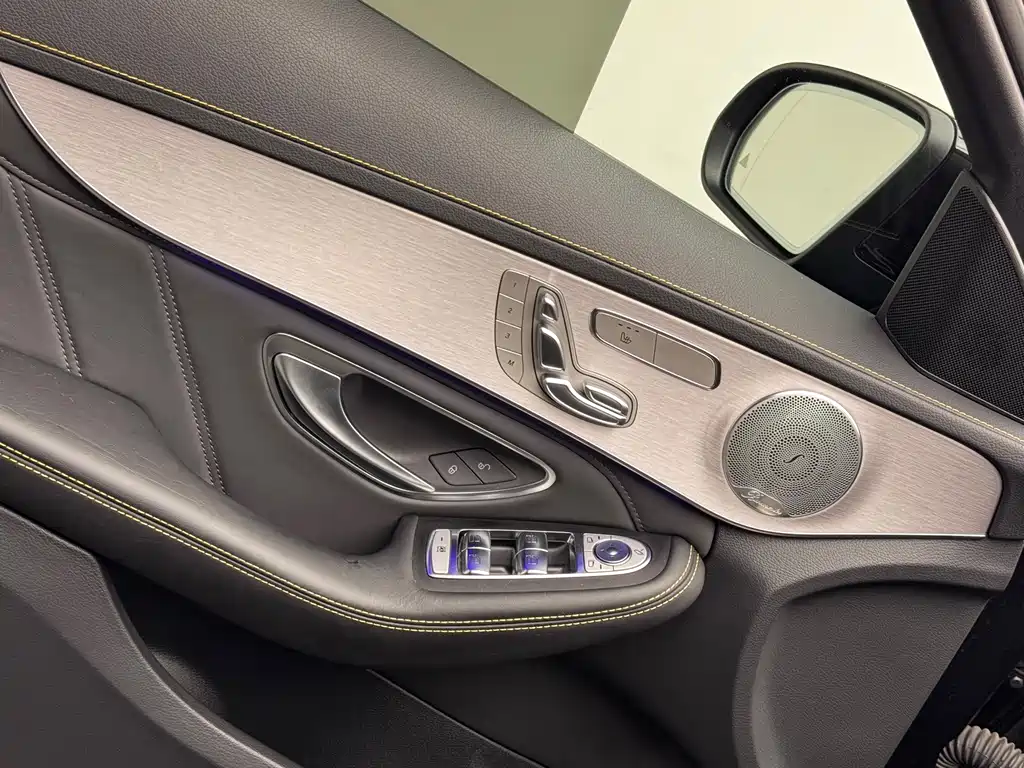 Mercedes-Benz C-Class AMG 2022 — фото 12