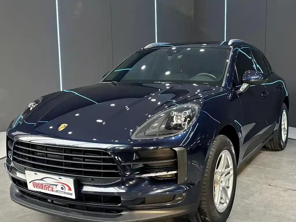 Porsche Macan 2021