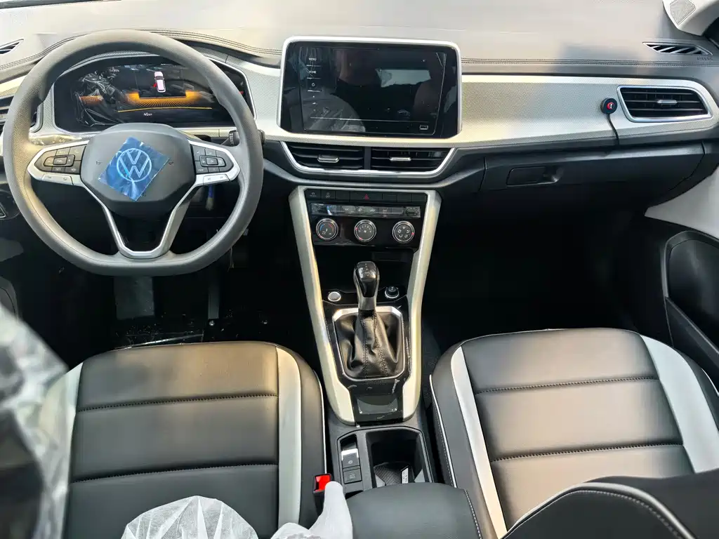 Volkswagen T-Roc 2026 — фото 12