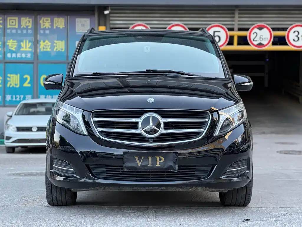 Mercedes-Benz V-Class 2017 — фото 2