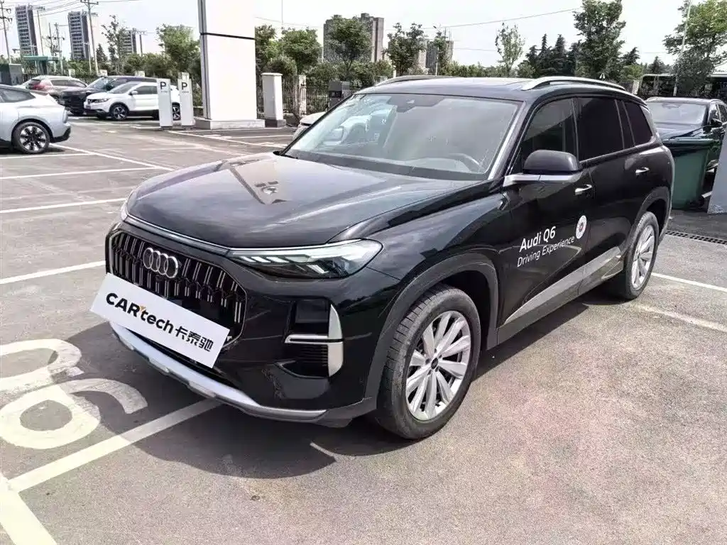 Audi Q6 2025