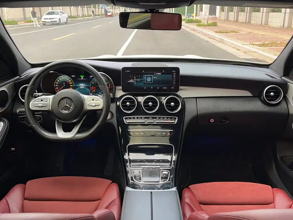Mercedes-Benz C-Class 2020