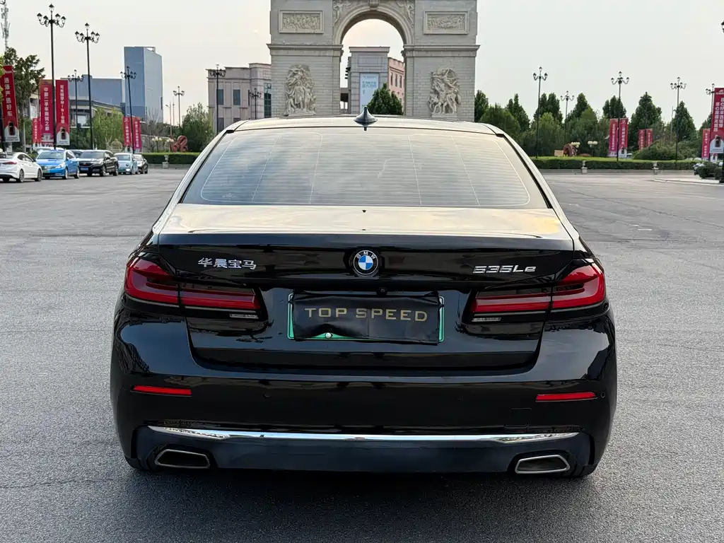 BMW 5 Series New Energy 2020 — фото 4