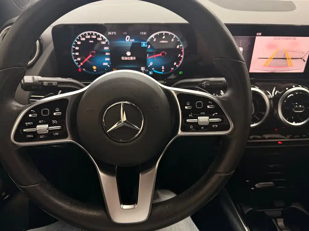 Mercedes-Benz GLA 2022 — фото 12