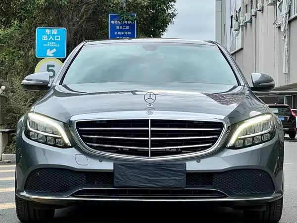 Mercedes-Benz C-Class 2019