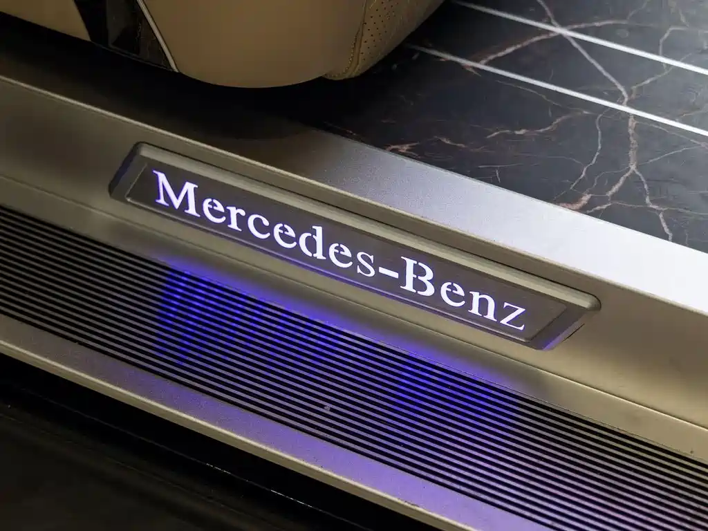 Mercedes-Benz Vito 2023 — фото 4