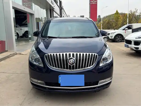 Buick GL8 2013