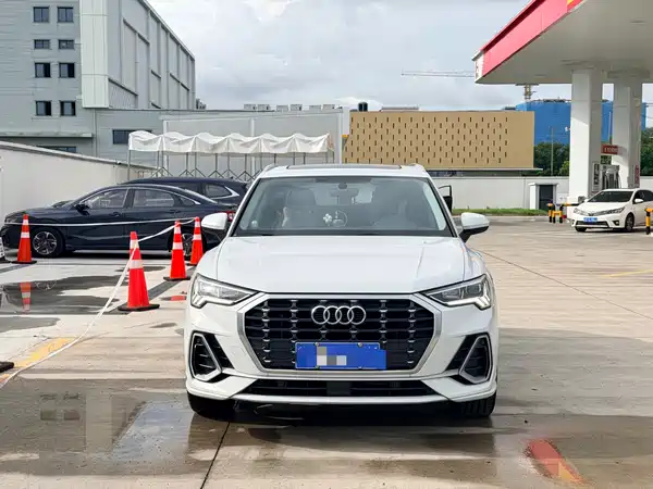 Audi Q3 2021