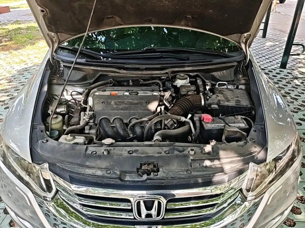 Honda Odyssey 2014 — фото 20