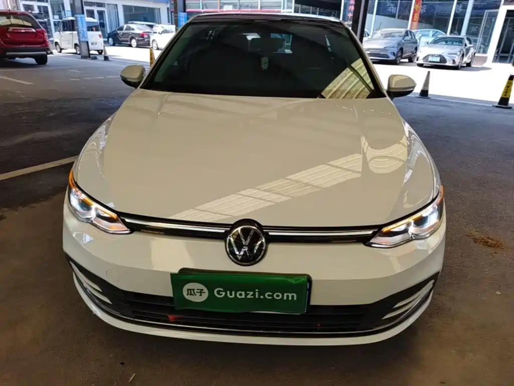 Volkswagen Golf 2021