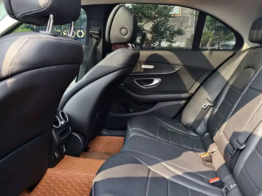 Mercedes-Benz C-Class 2020 — фото 10