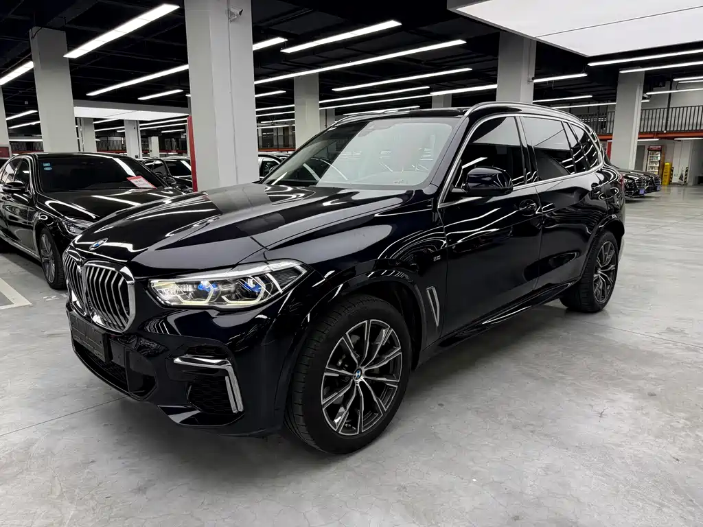 BMW X5 2023 — фото 1