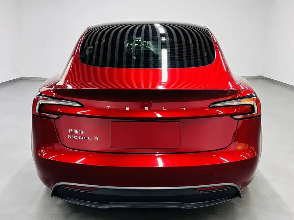 Tesla Model 3 2024 — фото 5