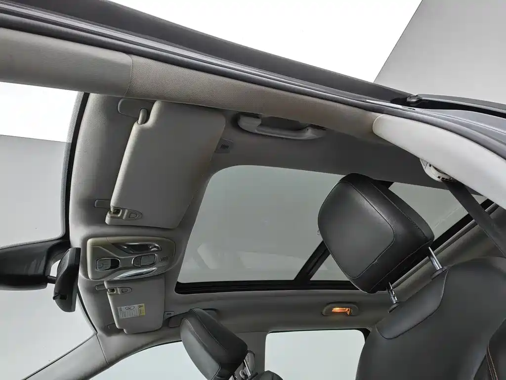 Jeep Compass 2020 — фото 14