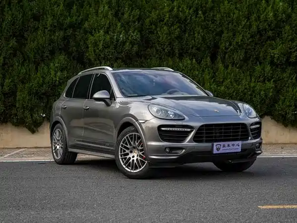 Porsche Cayenne 2012