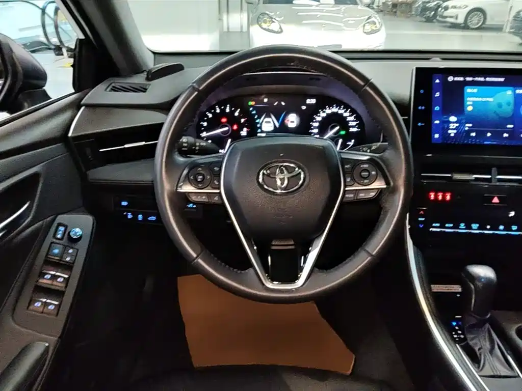 Toyota Avalon 2022 — фото 11