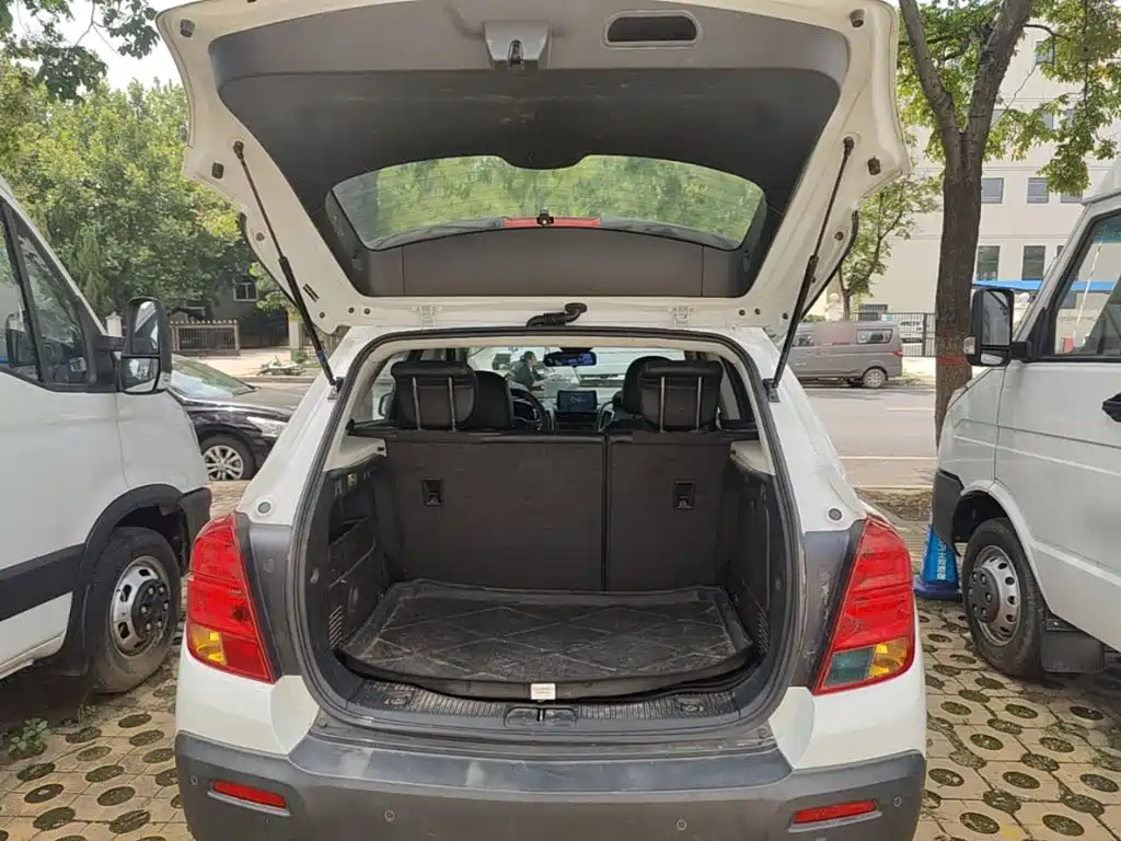 Chevrolet Trax 2015 — фото 19