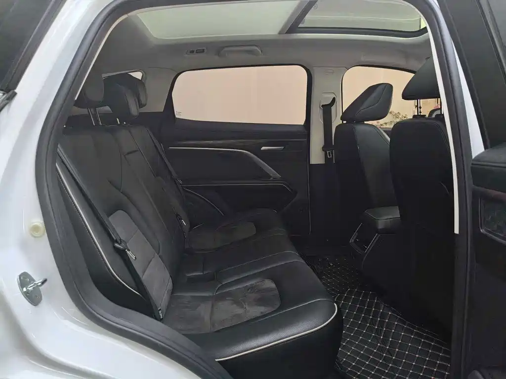 Haval H6 2023 — фото 10