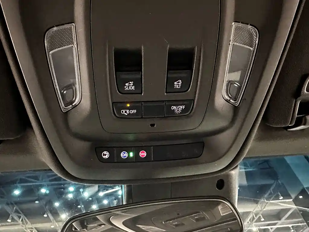 Cadillac CT4 2023 — фото 13
