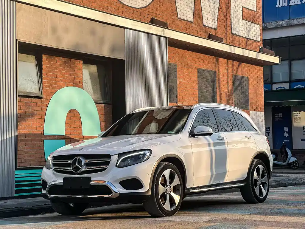Mercedes-Benz GLC 2016 — фото 1