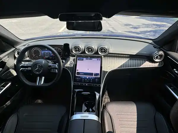 Mercedes-Benz C-Class 2023