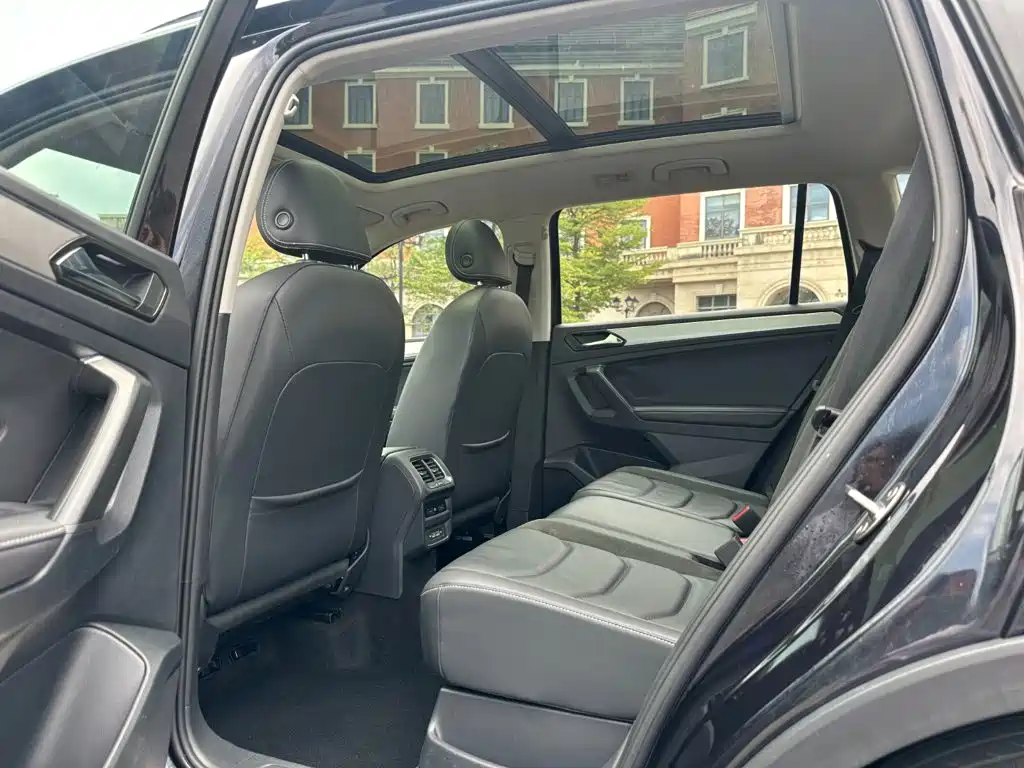 Volkswagen Tiguan L 2019 — фото 8