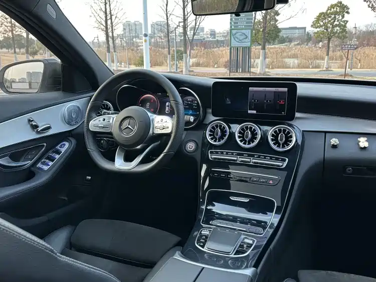 Mercedes-Benz C-Class 2021 — фото 15