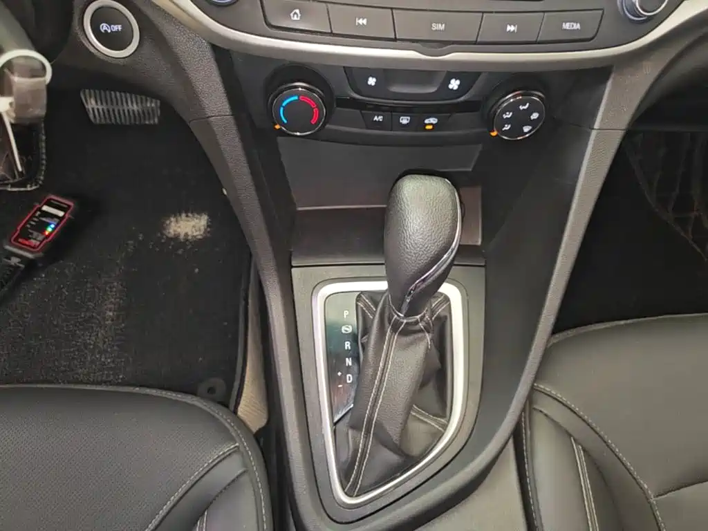 Buick Excelle 2021 — фото 14