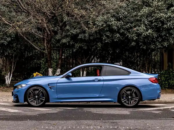 BMW M4 2017
