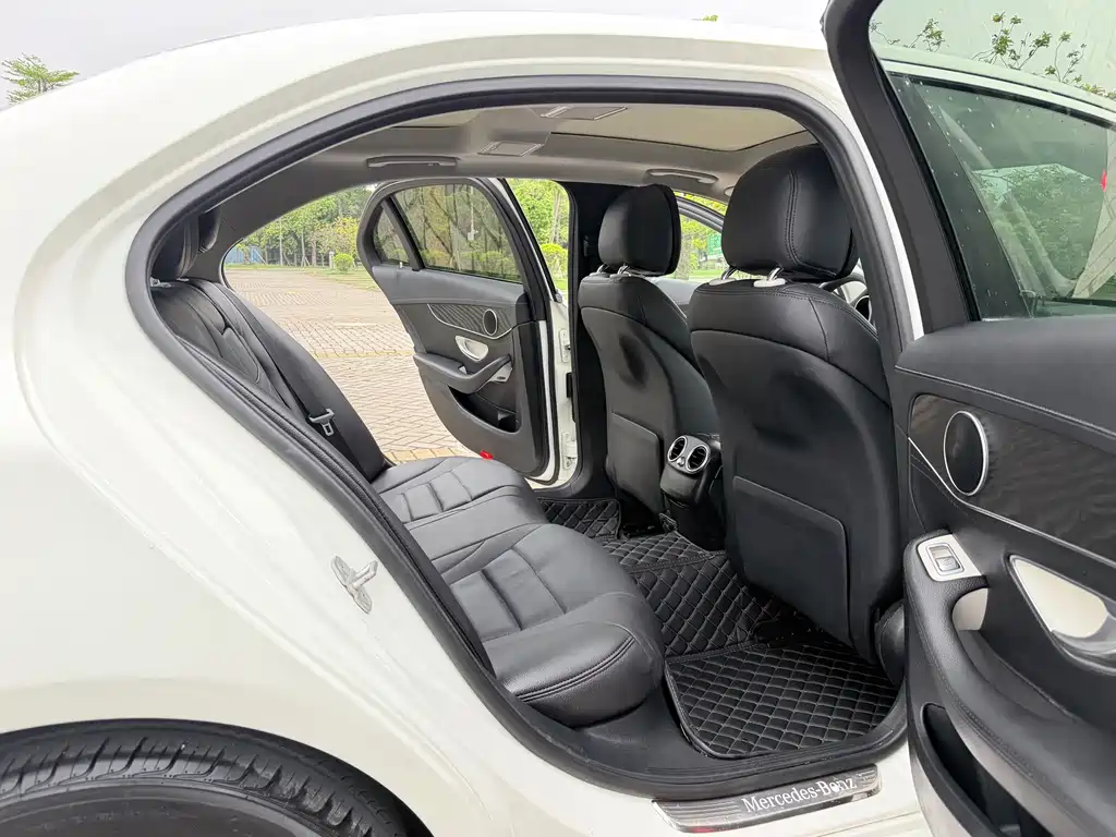 Mercedes-Benz C-Class 2015 — фото 5