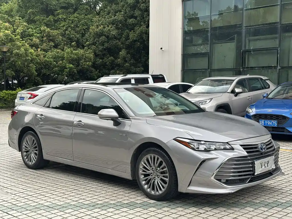Toyota Avalon 2019 — фото 6