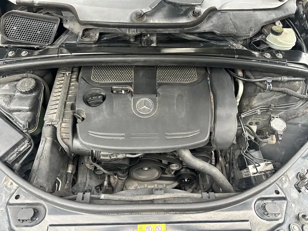 Mercedes-Benz R-Class 2014 — фото 18