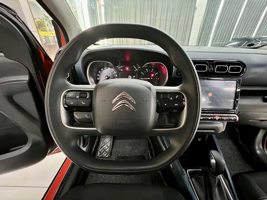 Citroen C4 Aircross 2019 — фото 11