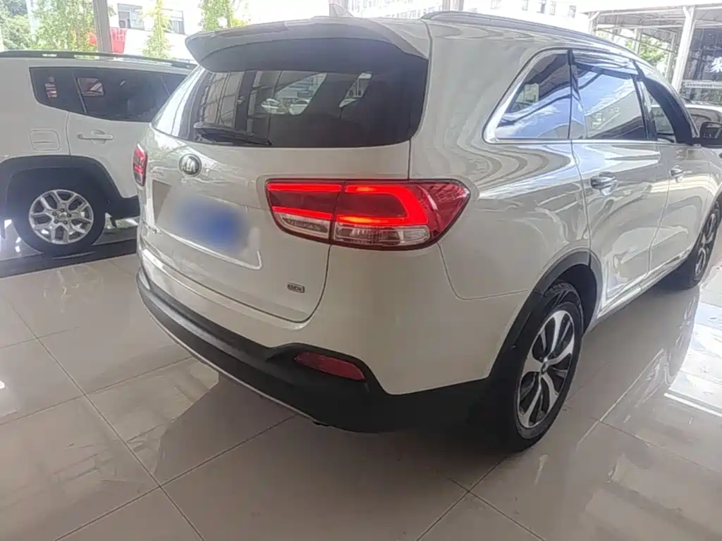Kia Sorento 2015 — фото 7