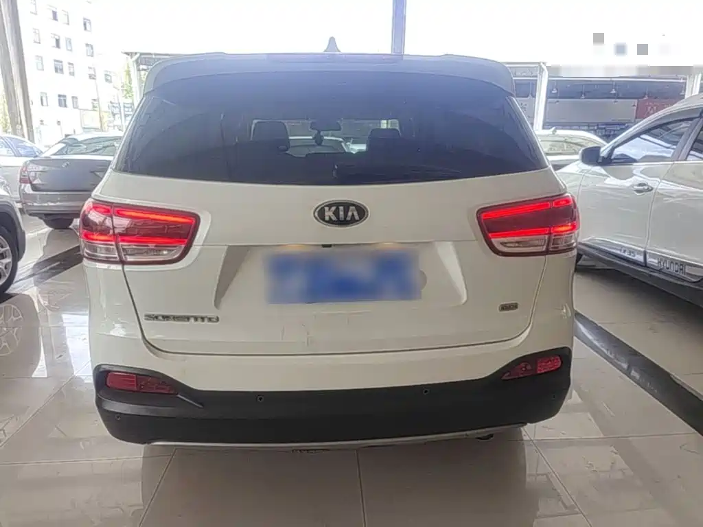 Kia Sorento 2015 — фото 6