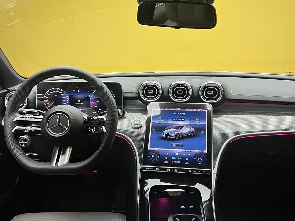 Mercedes-Benz C-Class 2023