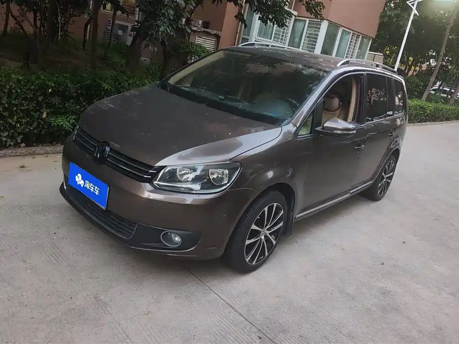 Volkswagen Touran 2012