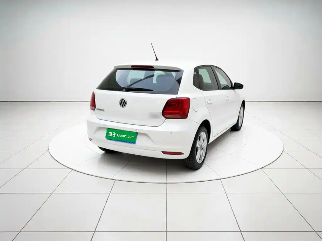 Volkswagen Polo 2015