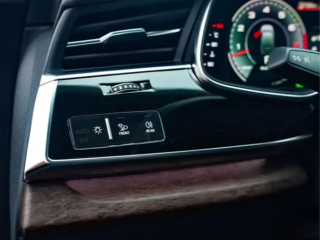Audi Q7 2021 — фото 20