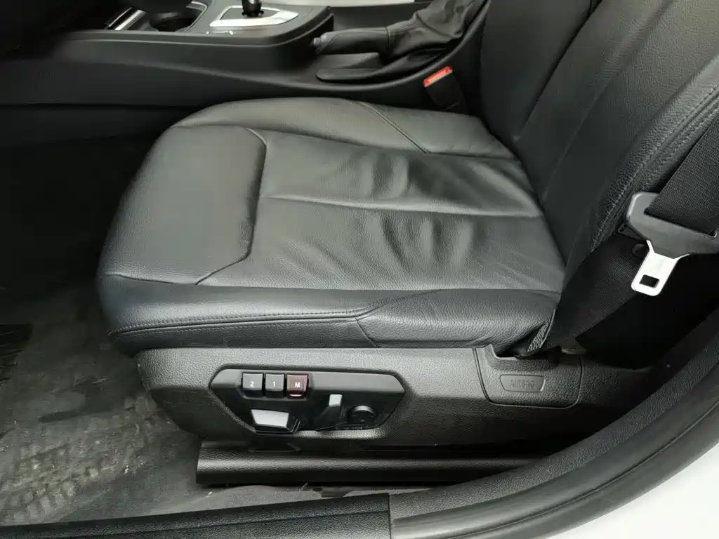 BMW 3 Series 2014 — фото 20
