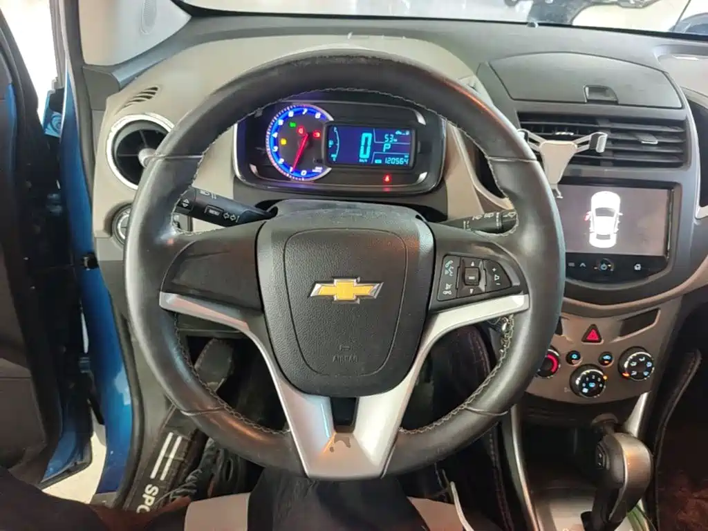 Chevrolet Trax 2014 — фото 11