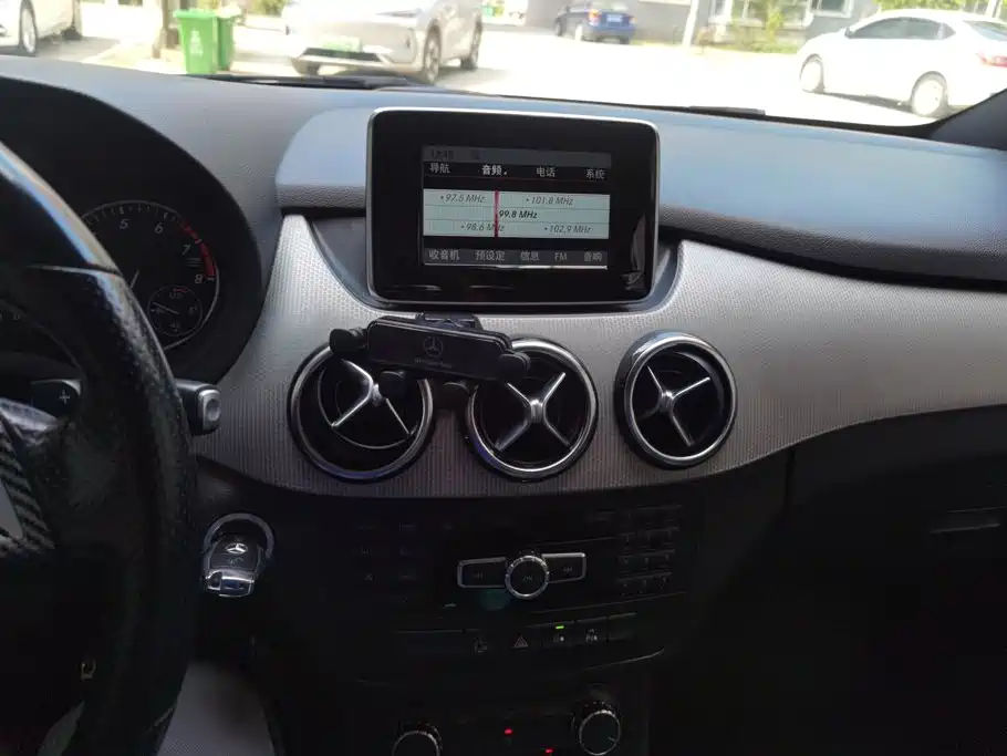 Mercedes-Benz B-Class 2014 — фото 13