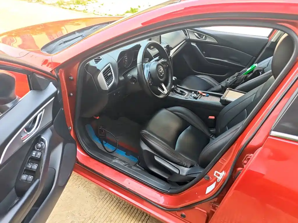 Mazda 3 Angkesela 2017 — фото 16