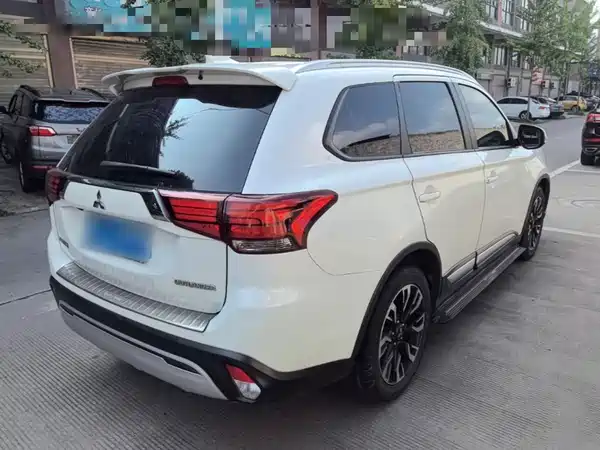 Mitsubishi Outlander 2019