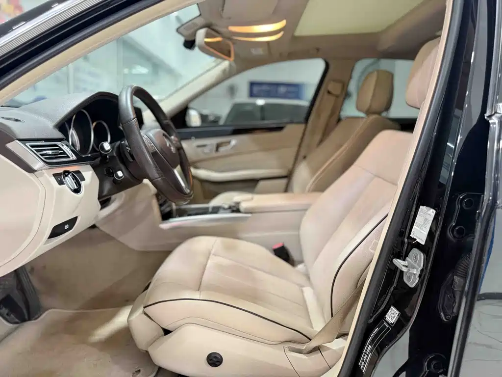 Mercedes-Benz E-Class 2015