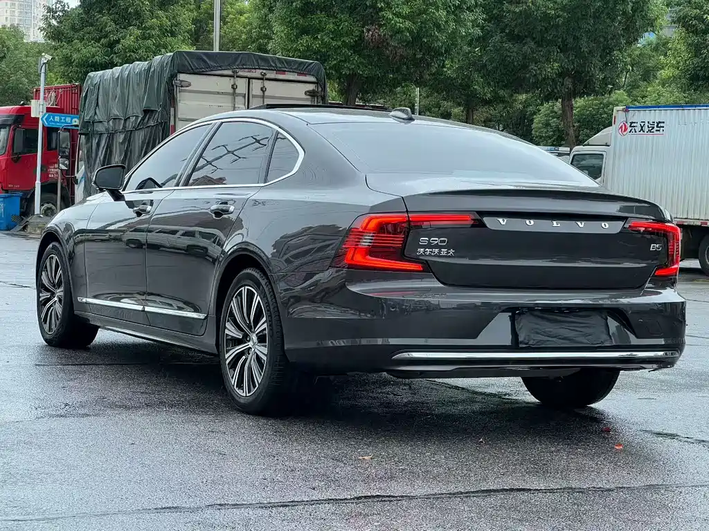 Volvo S90 2022 — фото 7