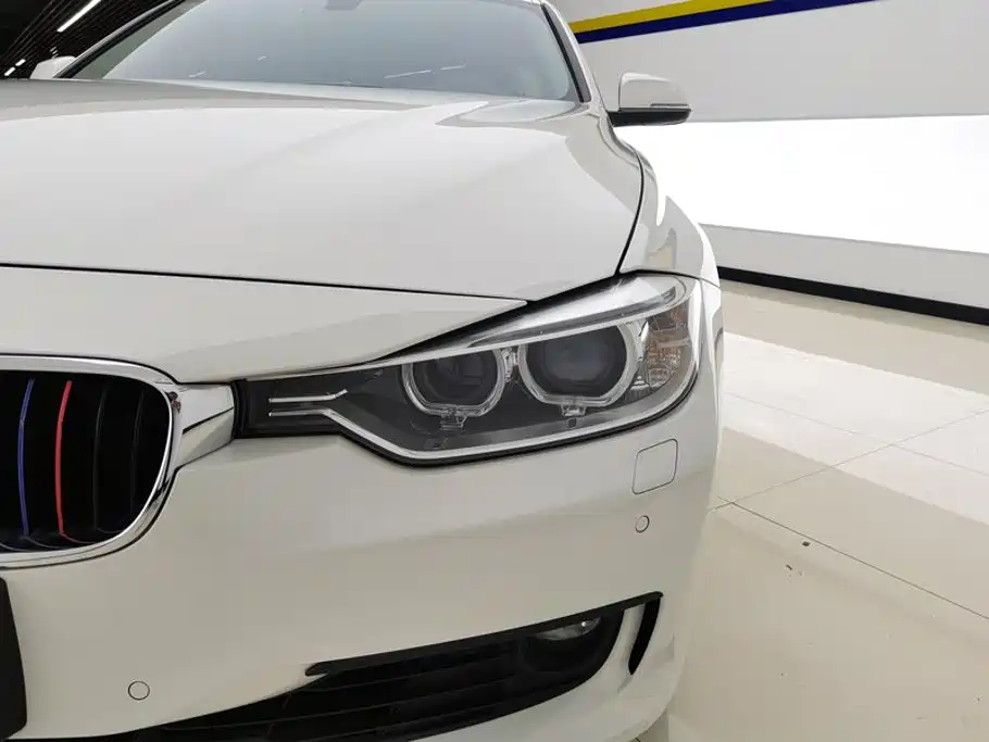 BMW 3 Series 2015